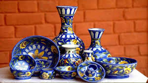 PAINTED POTS